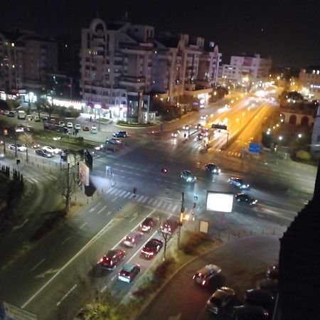 Apartament Ultracentral Kfc Craiova Extérieur photo