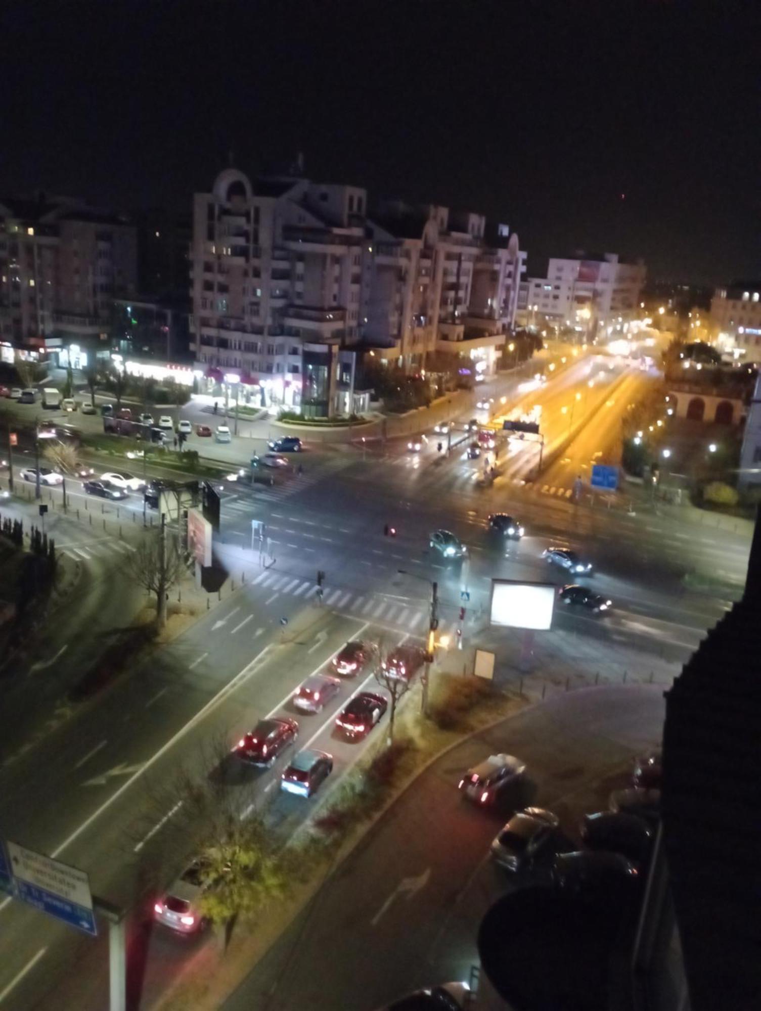 Apartament Ultracentral Kfc Craiova Extérieur photo